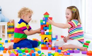 MANOS QUE APRENDEN MENTES QUE CRECEN