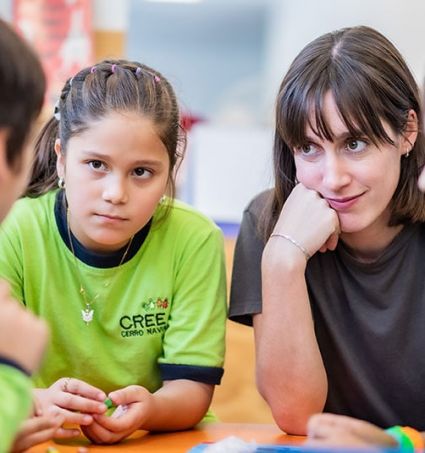 Francisca Medeiros, aborda desafíos educativos en el podcast de Radio Agricultura jun